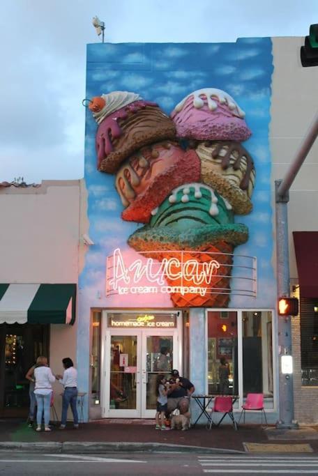 Amazing Experience In Calle Ocho Miami Eksteriør bilde